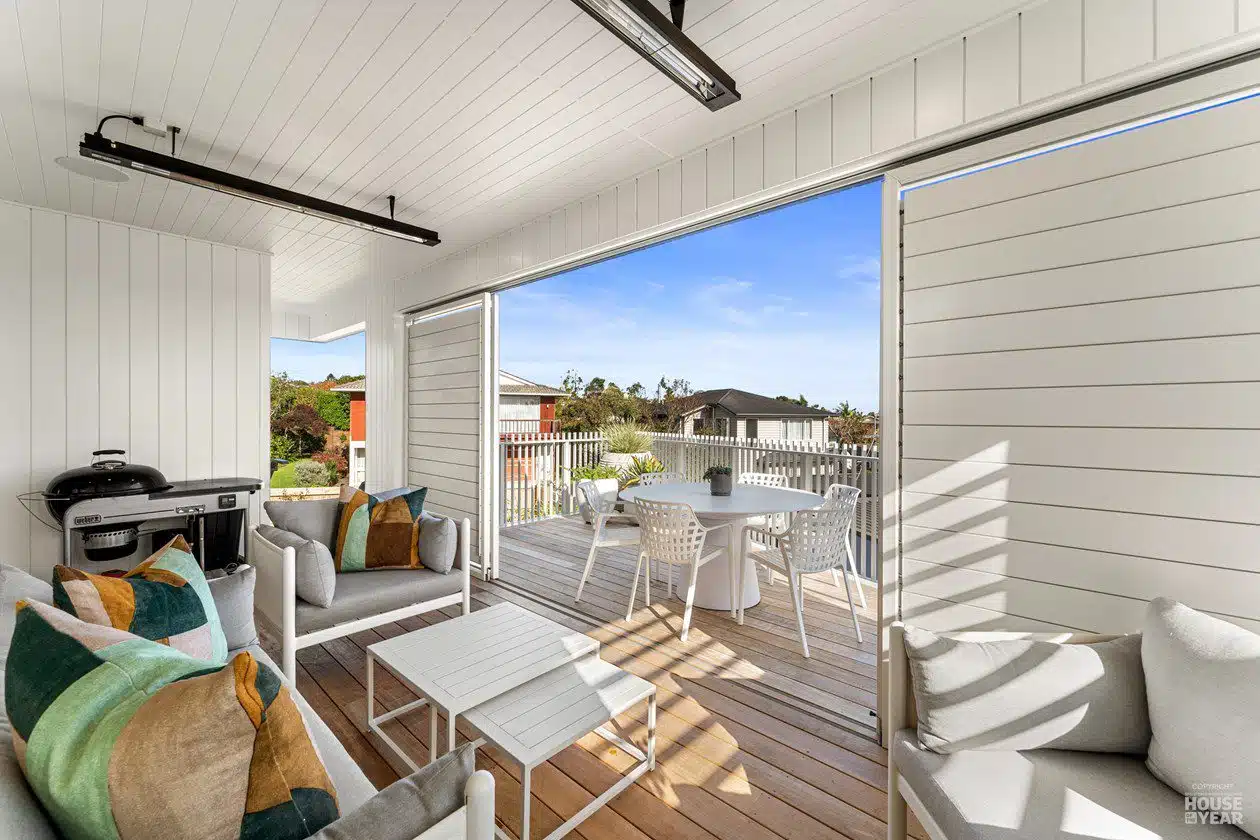 Seeing the light feature lighting